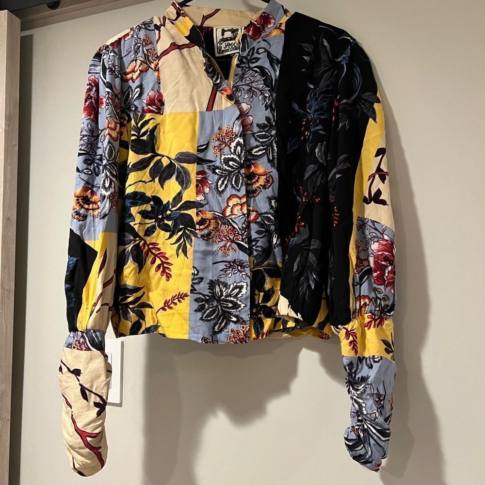 Women’s Patchwork Zip Front Blouse